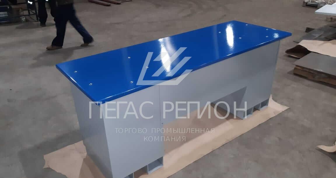 Производственная мебель